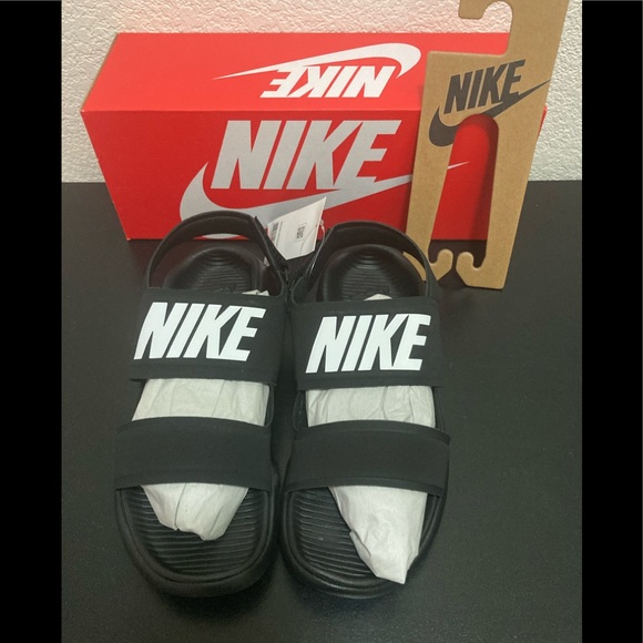 NEW WOMENS NIKE TANJUN SANDALS SZ 6 7 8 CUTE BLACK STYLE 882694001 AUTHENTIC - Picture 2 of 16
